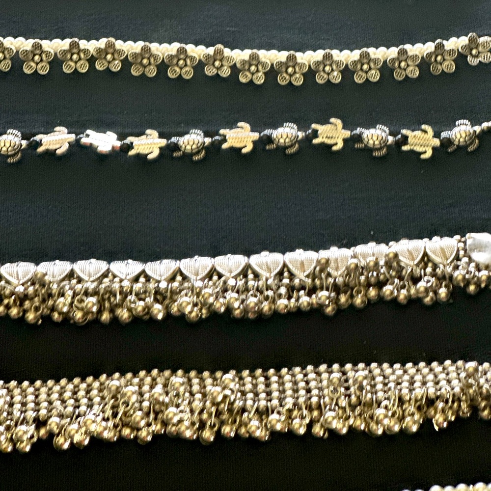 Fasionalbe anklets